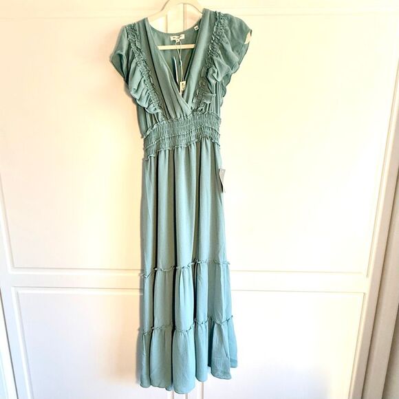 NWT Max Studio pebble crepe flutter sleeve maxi dress in blue  Size S - Picture 3 of 9